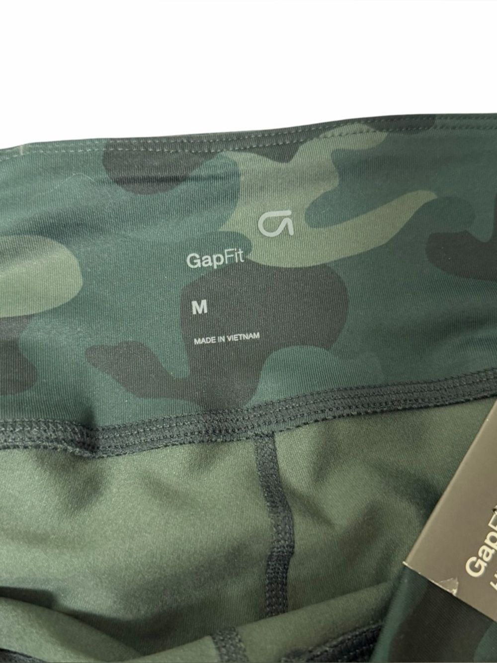 Gap Gapfit High Rise Bike Short Green Camo Women’s Size Medium NWT - Picture 4 of 7